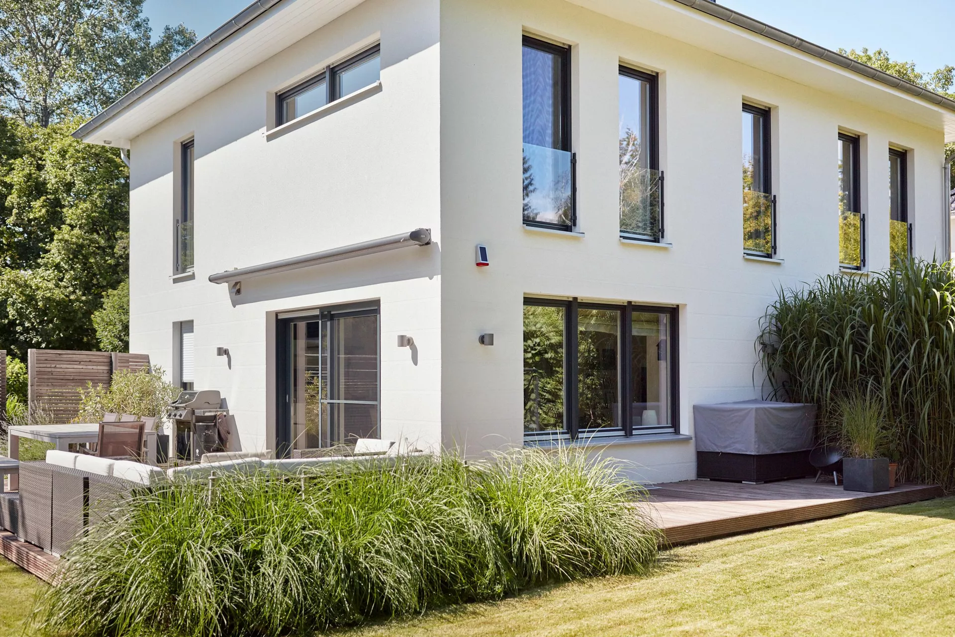 Installation Einfamilienhaus Profi Alarmanlage